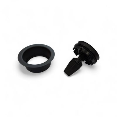 Черен стандартен фланец комплект с тапа на фланец и скрапер